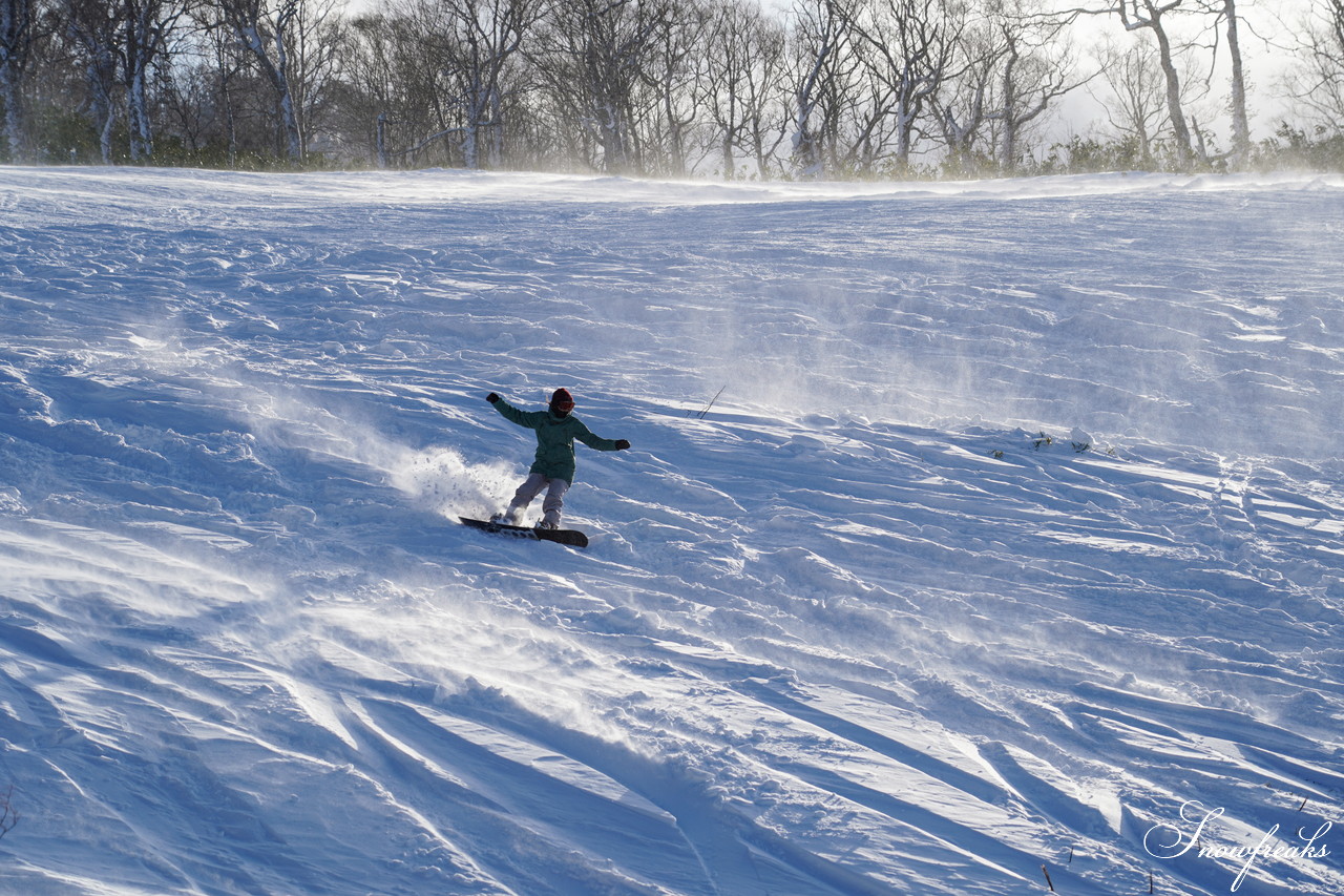 天然雪100％！本日、中山峠スキー場がゲレンデオープン♪ 2019-2020 北海道スキー＆スノーボードシーズンの開幕です(*^^)v